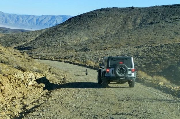 jeep leaving death valley