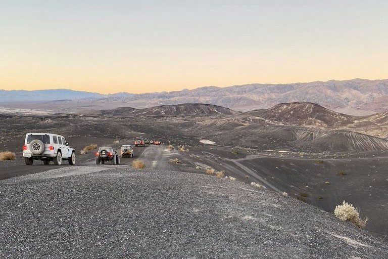 jeeps in death valley 